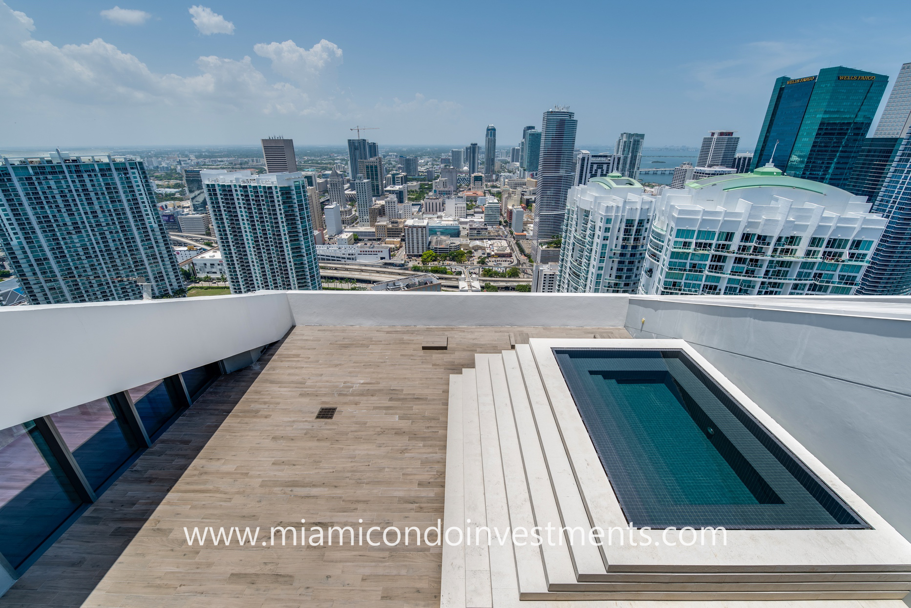 rooftop terrace with Jacuzzi off master bedroom