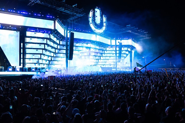 El Ultra Main Stage en la edición 2019 del Ultra Music Festival en Virginia Key.